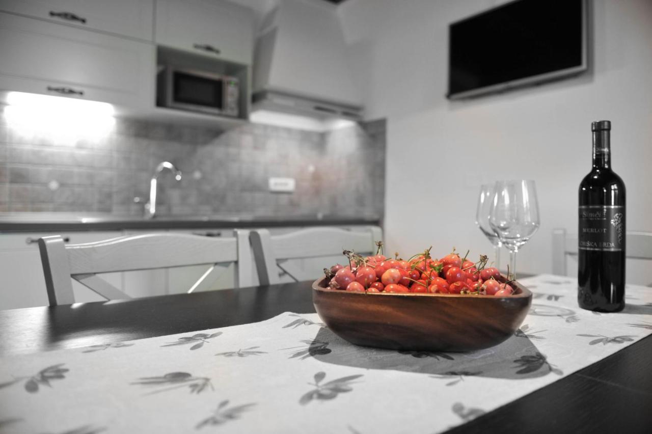 Apartmaji Kumar Smartno Exteriér fotografie